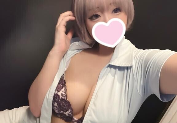 銀髪ショート???あむ出勤してます???