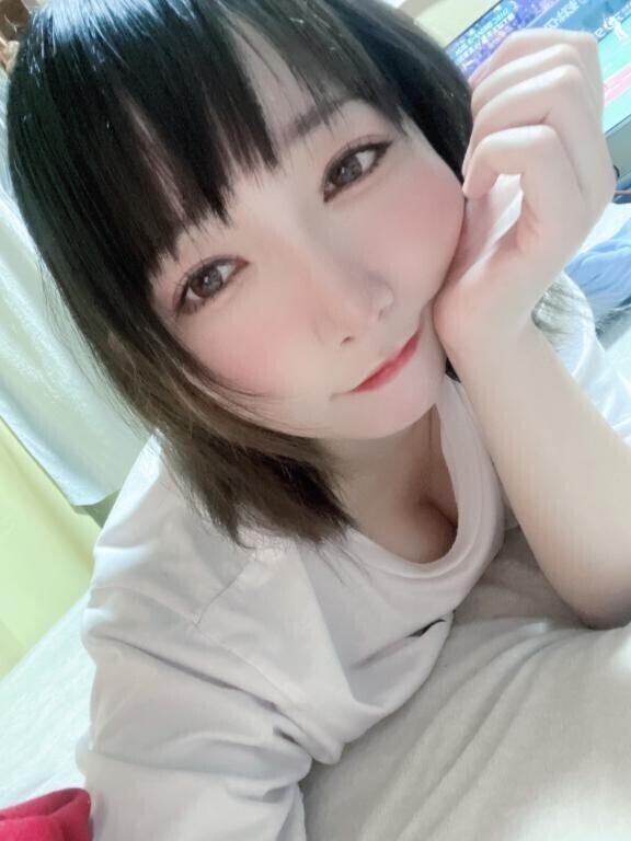 むにゅむにゅほっぺは