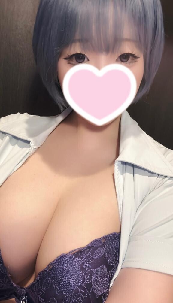 イメチェンしてからの初自撮り????あむ出勤しました??