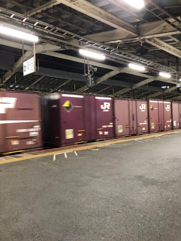 貨物列車