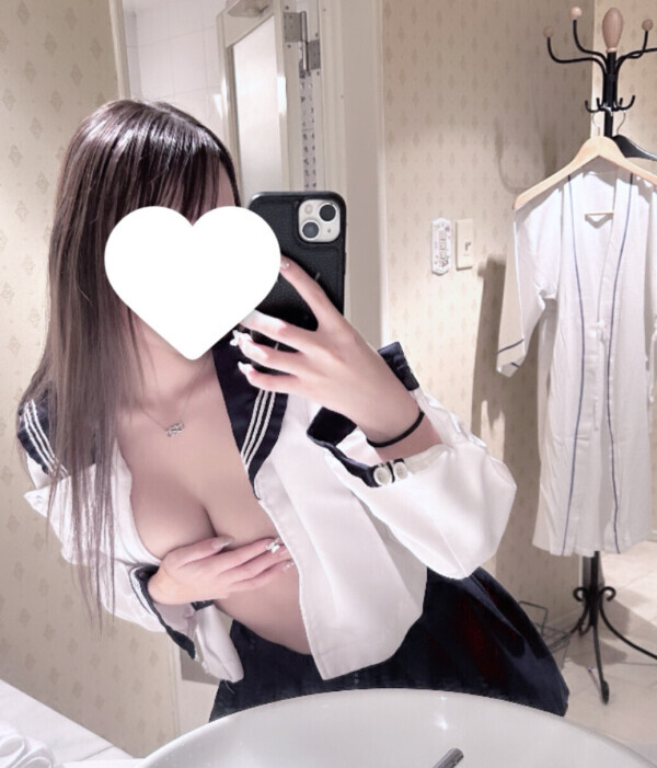 りあの仕事はどつきまわすこと💞