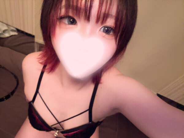 何色が好き…？♡