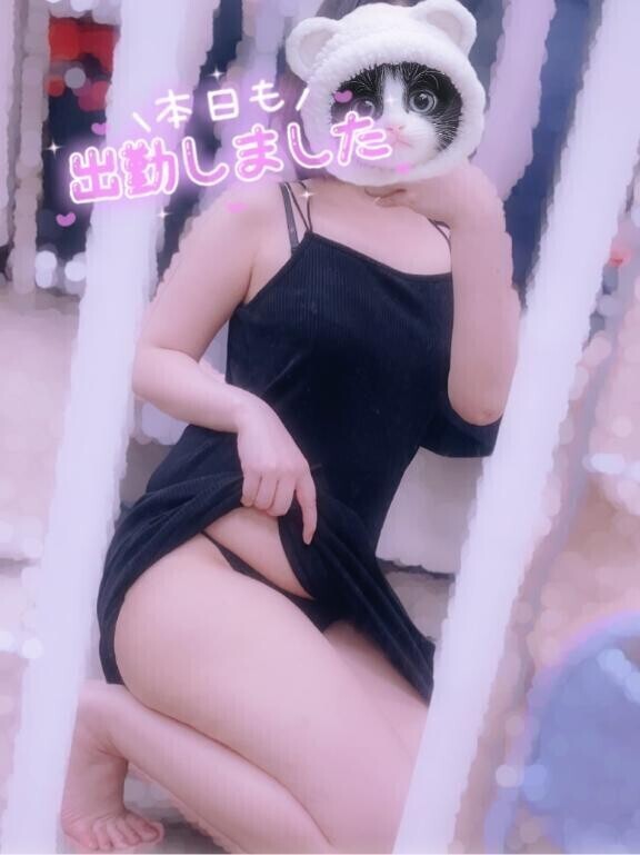 夏の黒ワンピお姉さん?