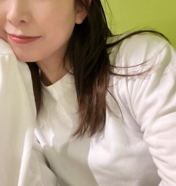 明日土曜空いてます?