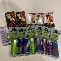 聖水シャンパンでぐしょぬるに