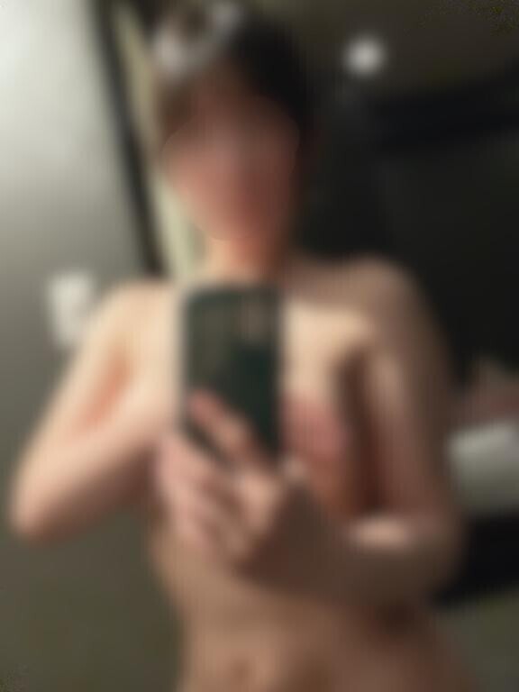 さとみ全裸写真