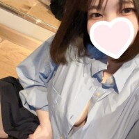 ???初ちゅーはモモの味??
