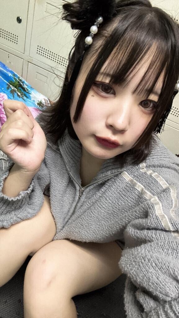顔出しっ?