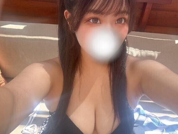 明日?????予約待ってます??