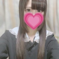 ?隙間から見えるアソコ?