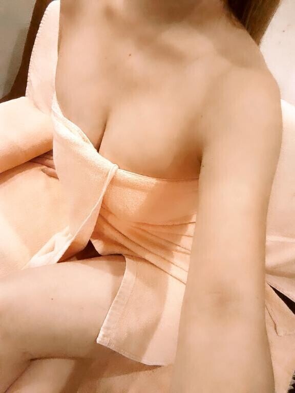 うたた寝(。-ω-)zzz. . . (。ﾟωﾟ) ﾊｯ!