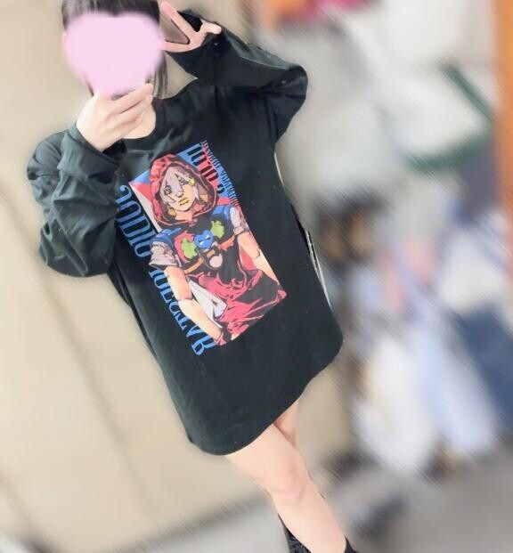 ジョジョワールド行った時に買ったおにゅーの服！