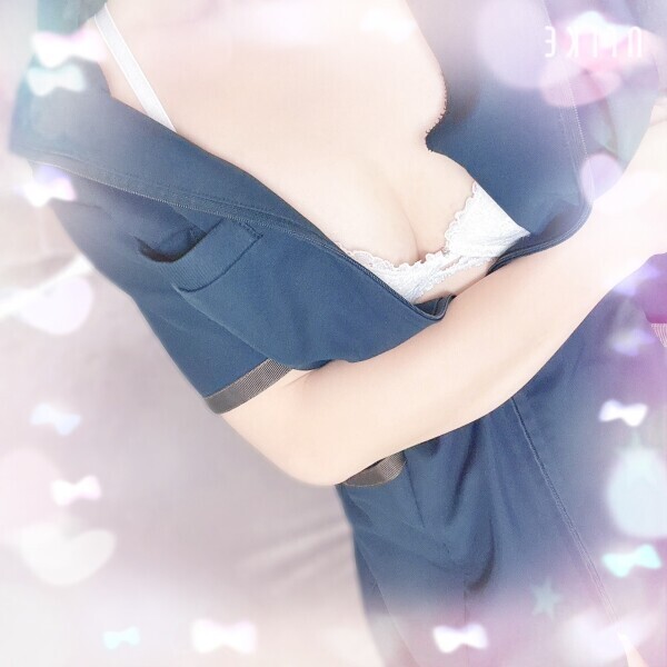 今日出勤できます(𓂂꜆◕⩊◕꜀𓂂)