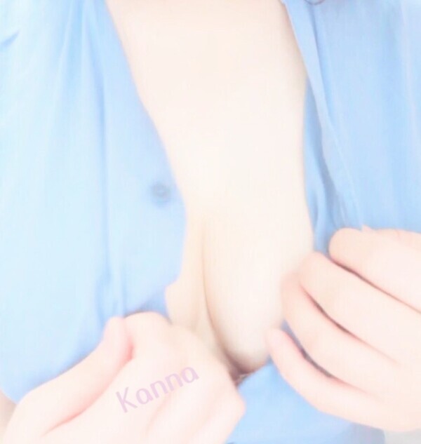 10/4(土)本日出勤です🩷