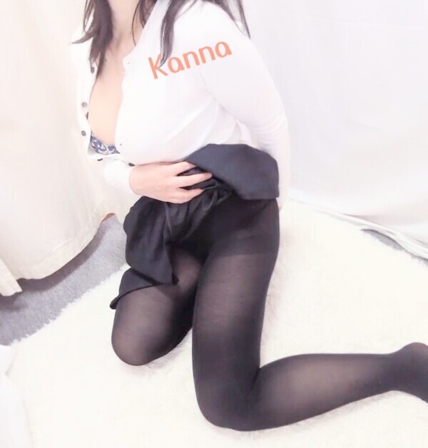 急遽❣️明日21日(土)出勤します❣️