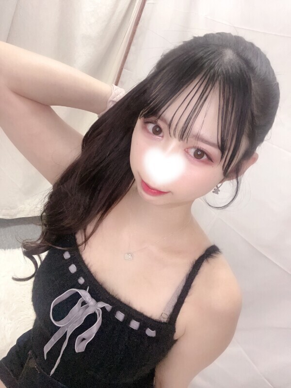 ♡ キャミ姿はお好きですか？ ♡⸝⸝