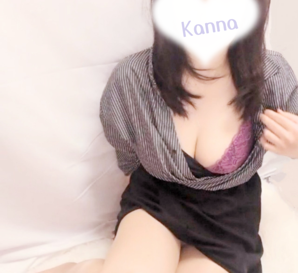 8日(金)います♡