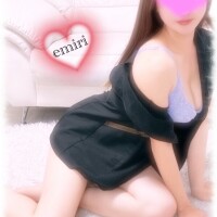 えみり