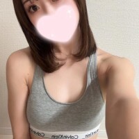 エミリ