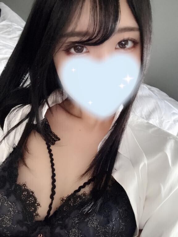 よっ