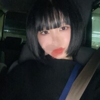 髪の毛切ってます??
