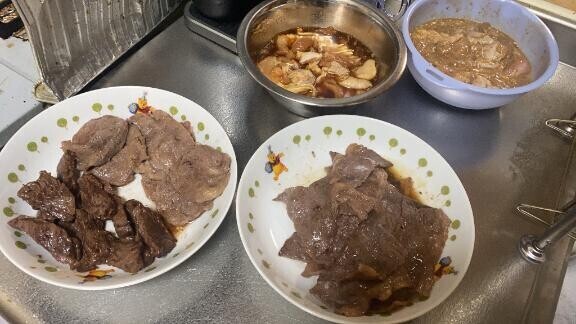 今日は余ってたいいお肉?と唐揚げε(´?θ?`)з