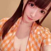 割れ目から垂れる特農ミルク???