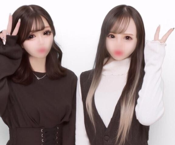 わたしは右です