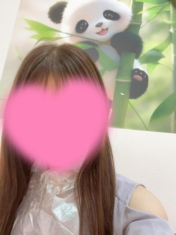 明日のスタート枠空いてます?