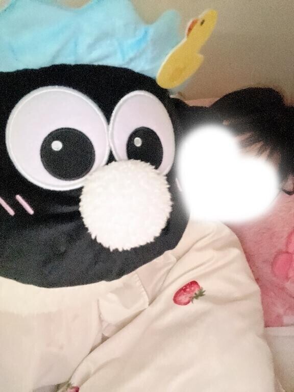 ベットでイチャイチャタイム?