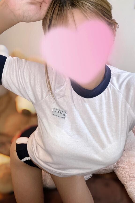 丸見え乳●に発情する隣人男性?