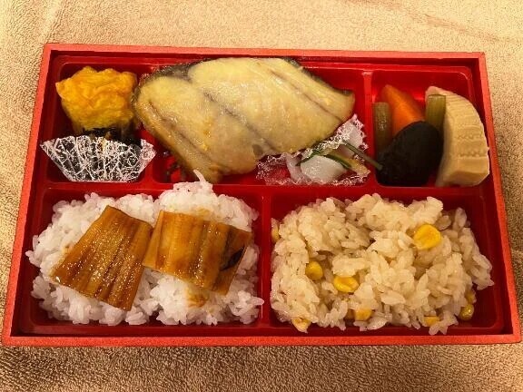 🍱