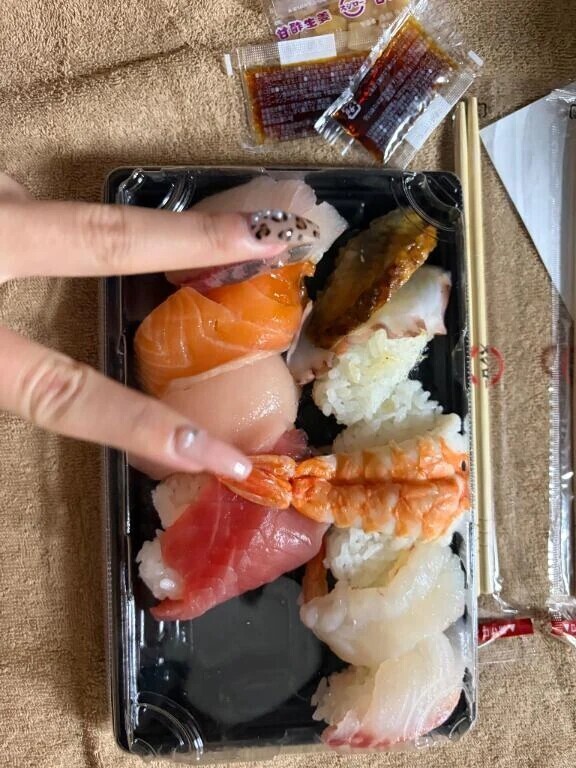 もえに餌付けありがとう😭