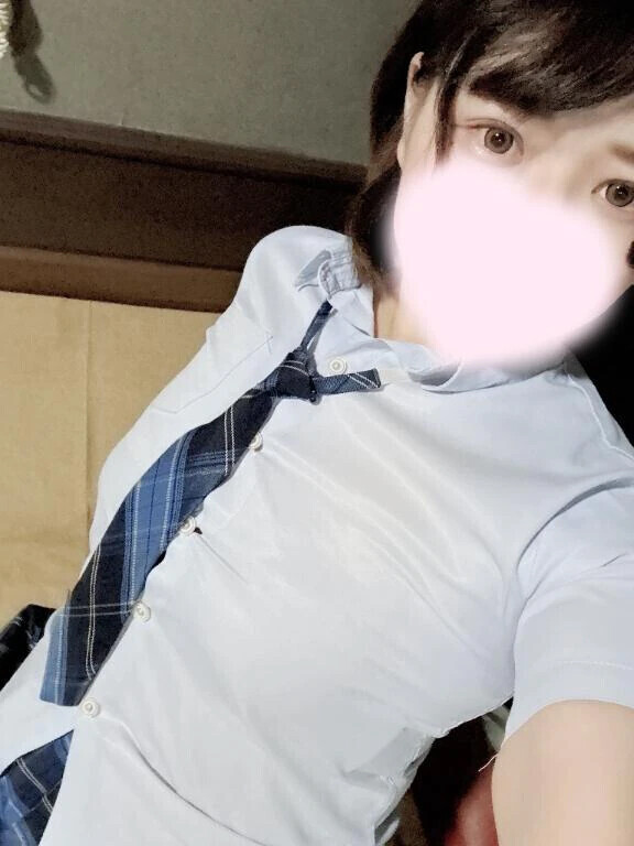 ほたる、押し倒され待ちです...///💕