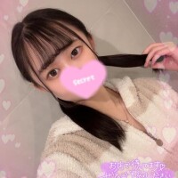 ゆりな