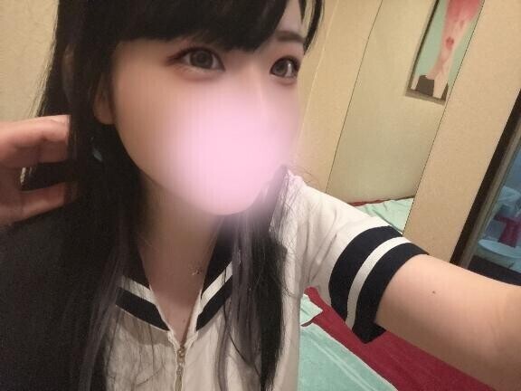 見返しながらしこる？