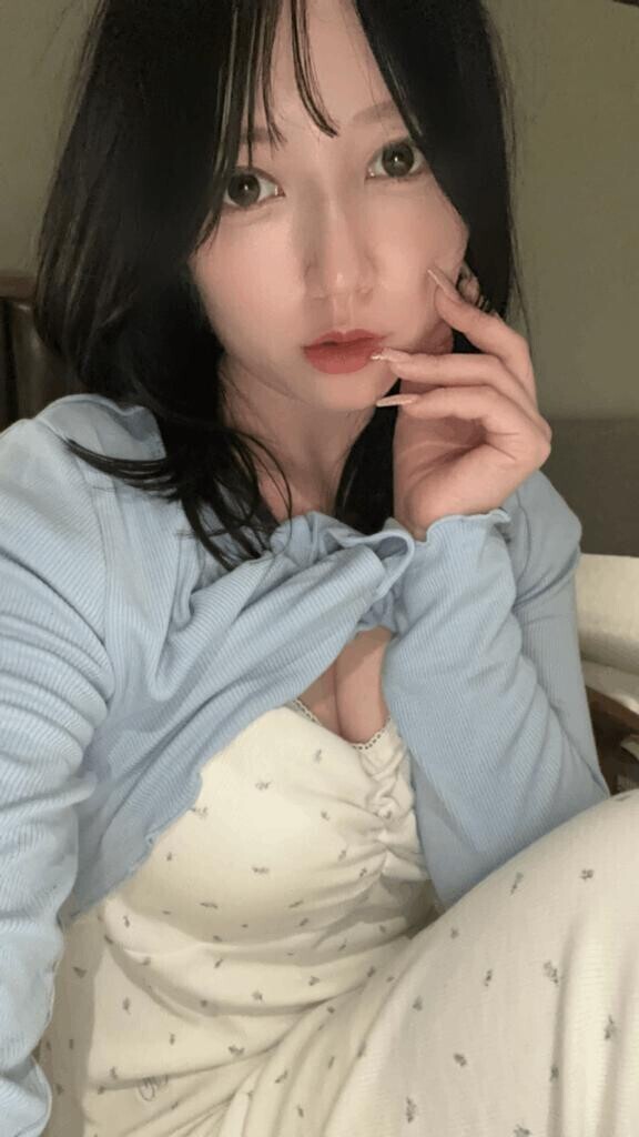 ほら、甘えていいよ？あたししか見ちゃダメ?