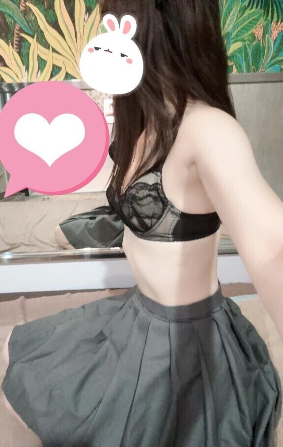 ハリのあるおっぱい、近くで確かめて？