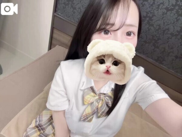 制服着た💕