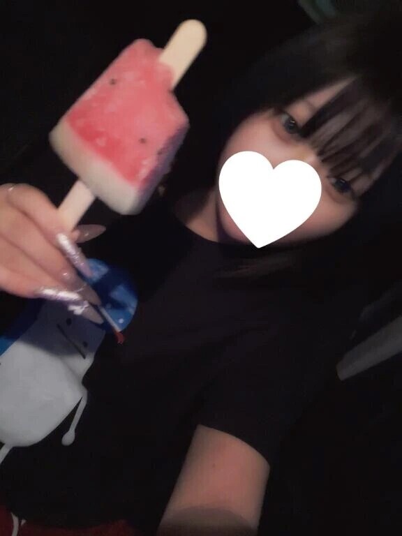 次の登校日遠くて泣く😭