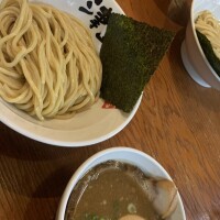 みお
