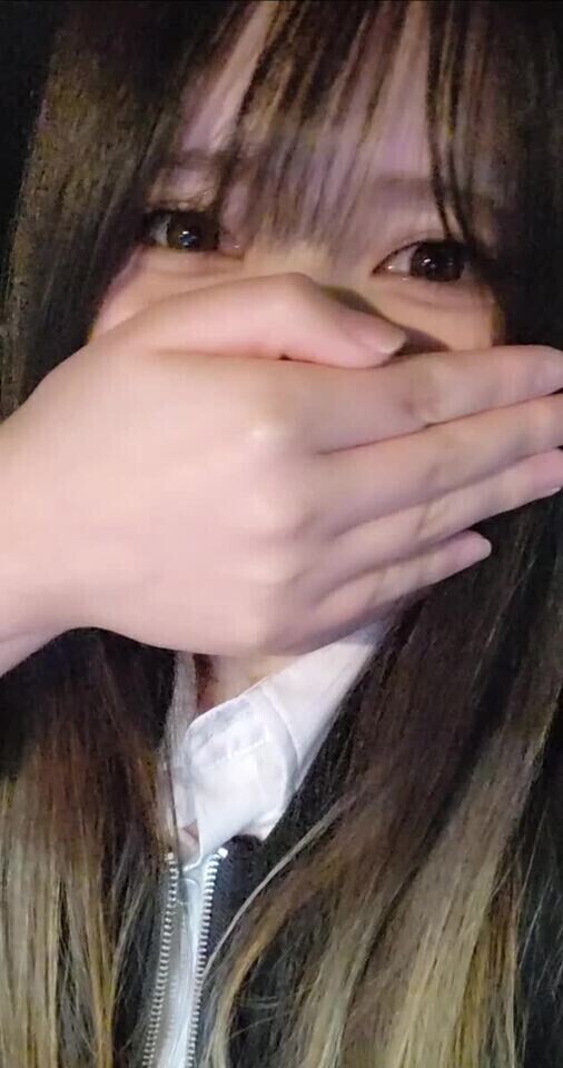 出勤してま…