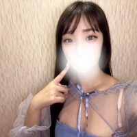 今日のドレス可愛い?