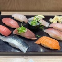 お寿司いっぱい食べました?