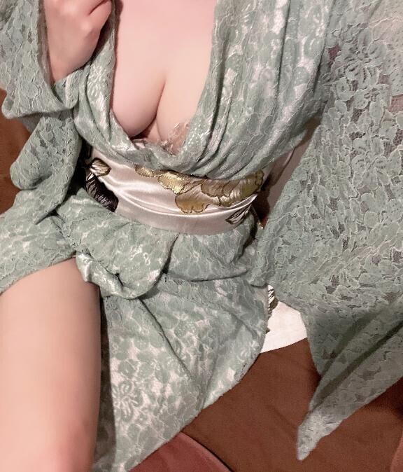 覗いてみちゃう？??