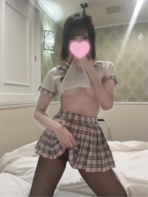 サービスしちゃう(/// ^///)