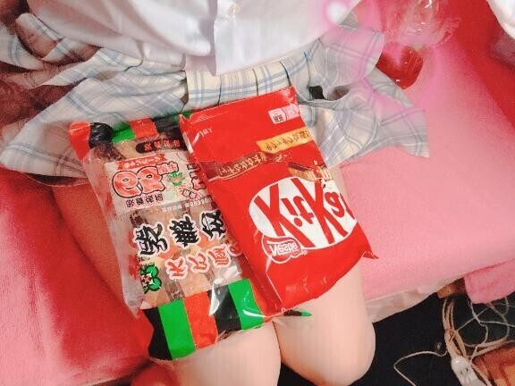 おかしに囲まれて??