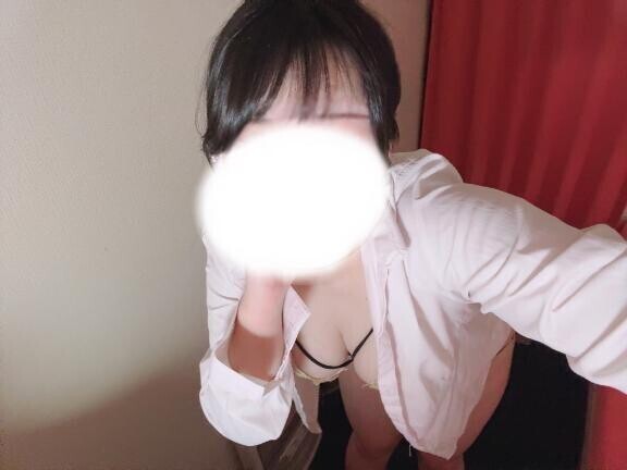 前髪切りすぎた