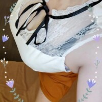 何やら…