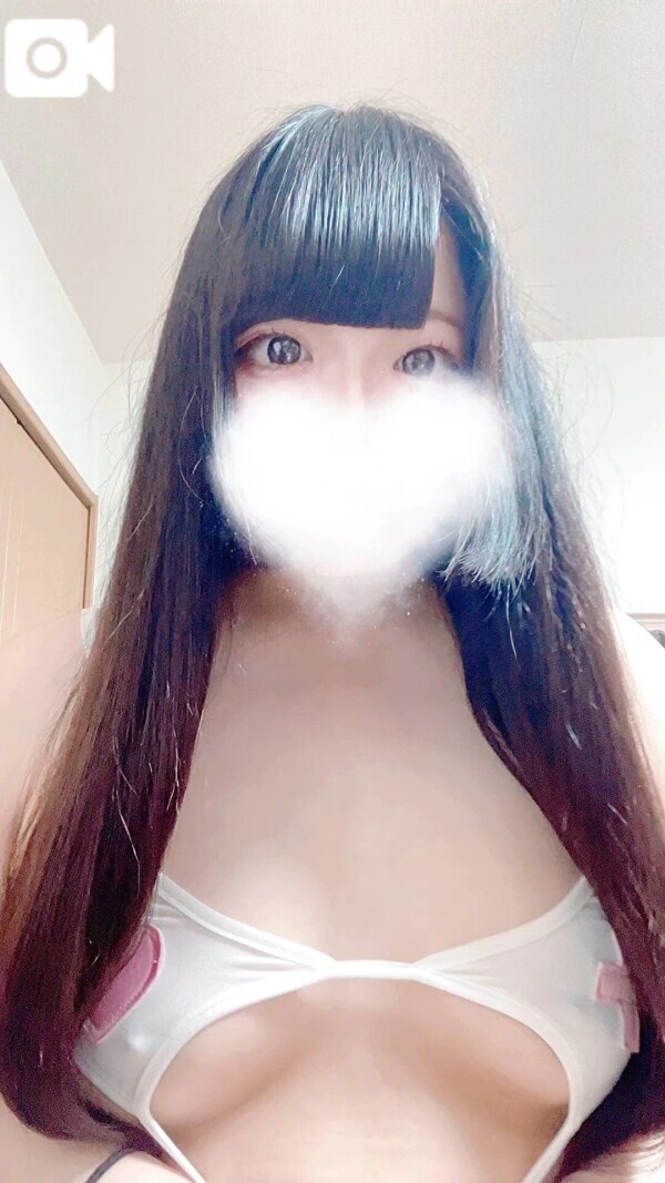 お♡ぱい揉む？💗